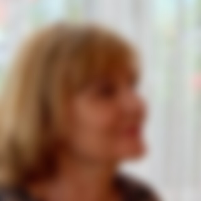 johana (65) aus seengen