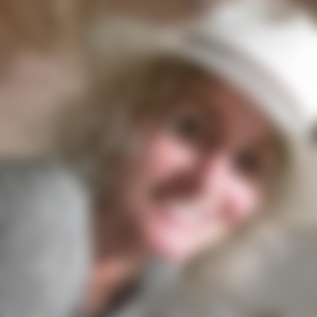 Ariane33 (69) aus Grevenbroich