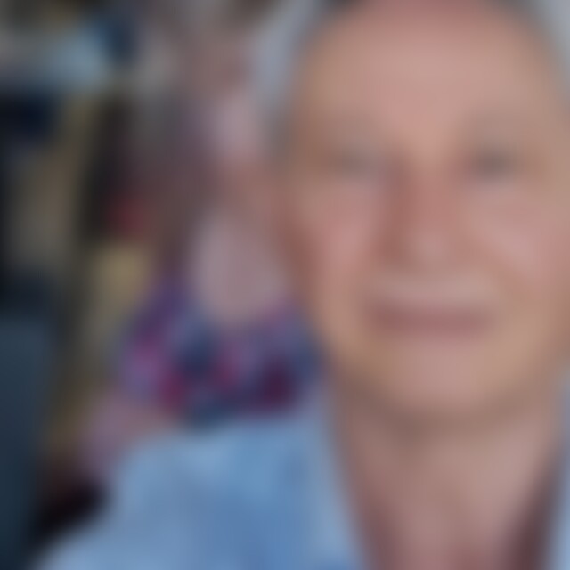 Nikos (63) aus Leverkusen