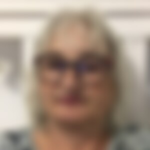 Rose (63) aus Teningen